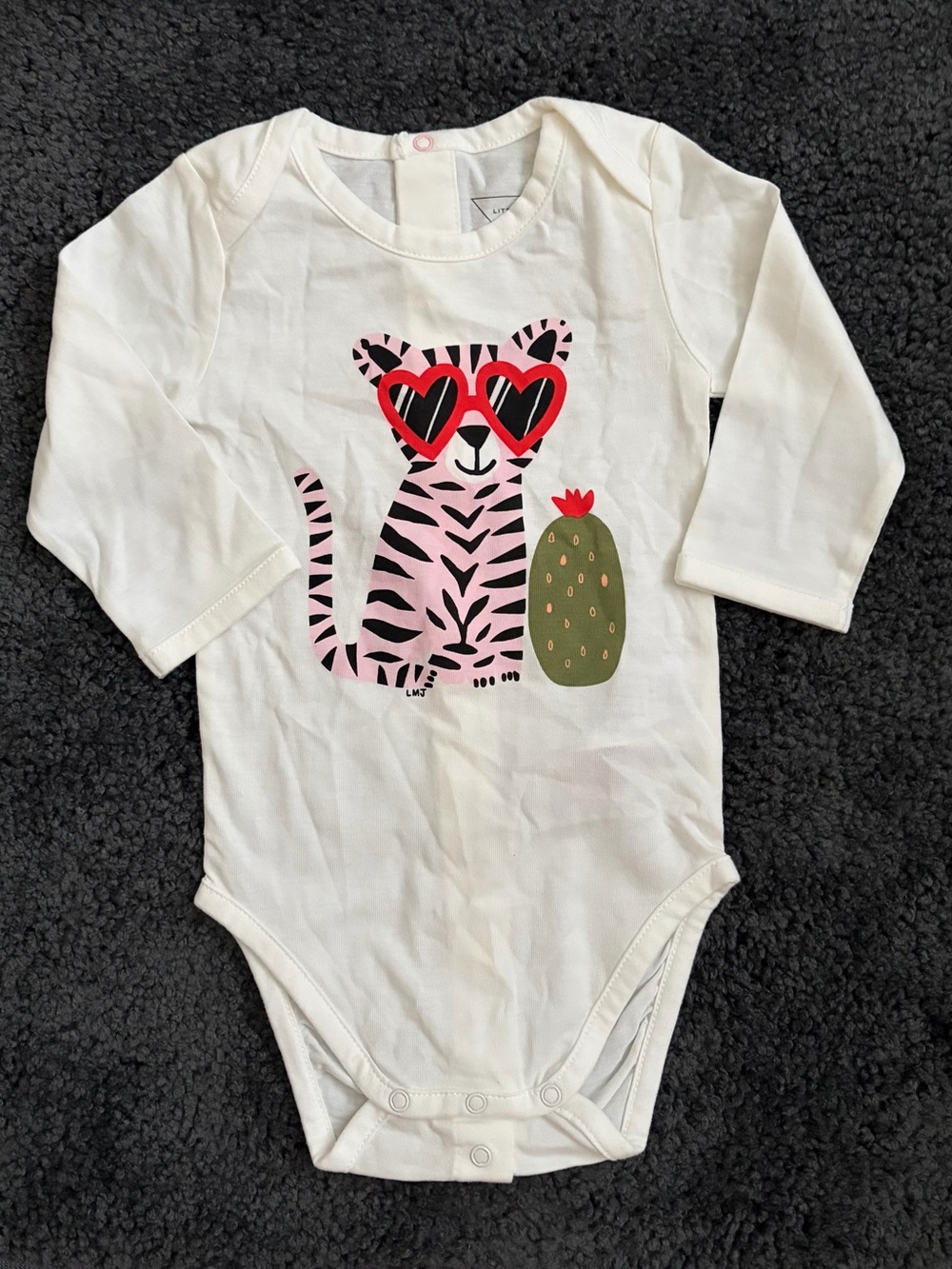 Little Marc Jacobs White Long-Sleeve Onesie with Pink Tiger Heart Glasses 3-6 mo